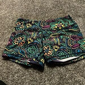 Born primitive shorts